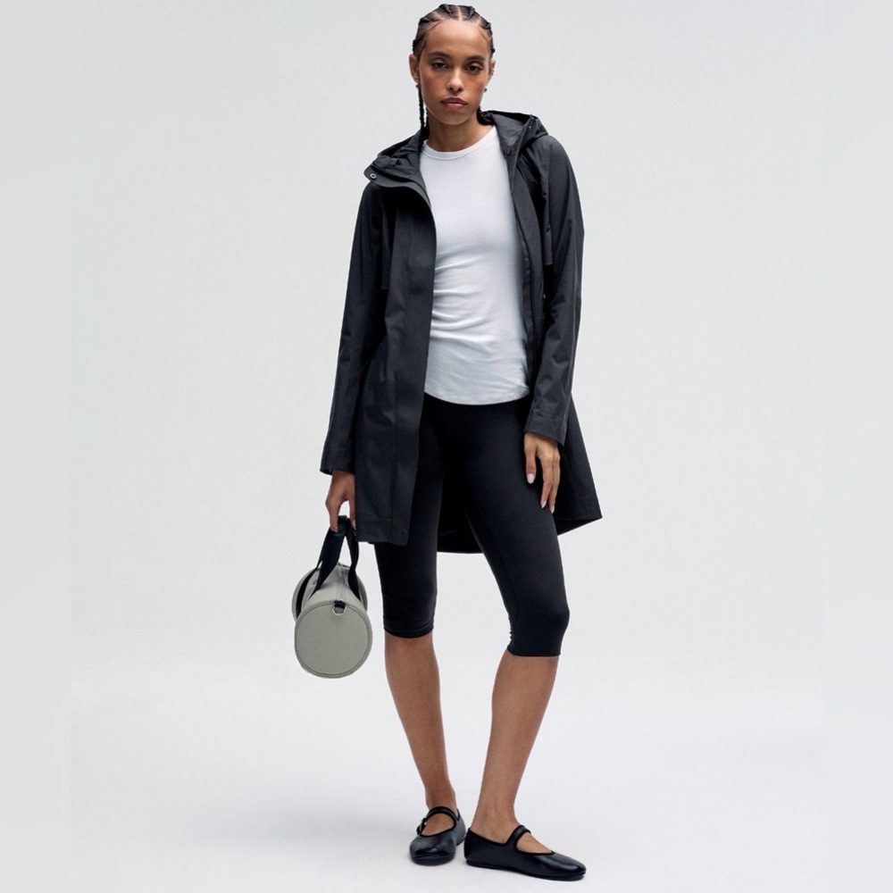 Lululemon Rain Rebel Jacket NWOT